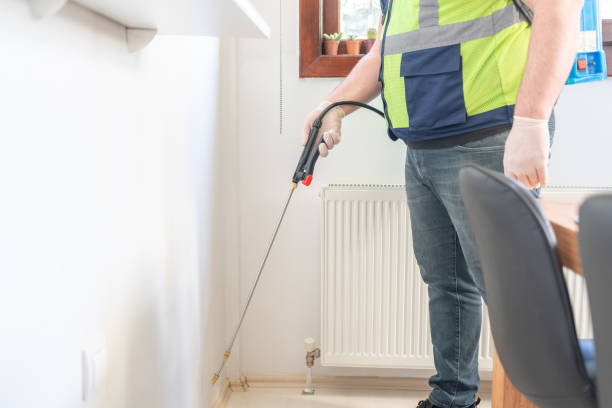 Best Best Pest Control Companies  in Random Lake, WI